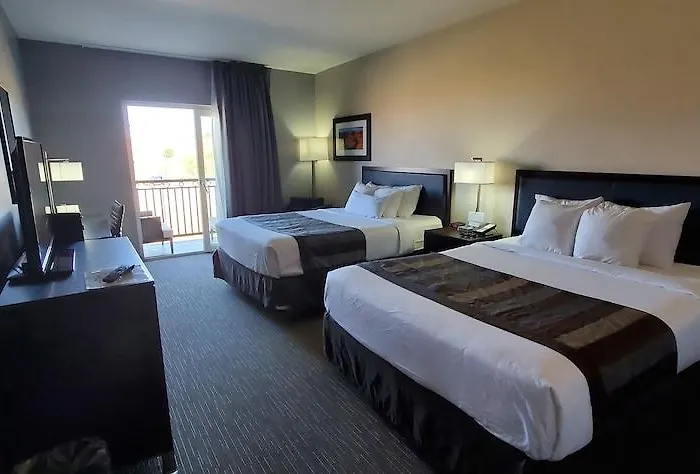 Wingate By Wyndham Powell Hotel