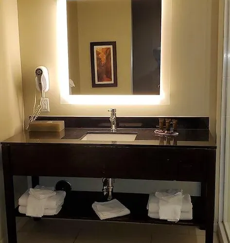 Wingate By Wyndham Powell Hotel Page